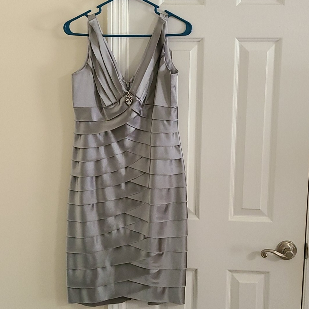 Cocktail type dress